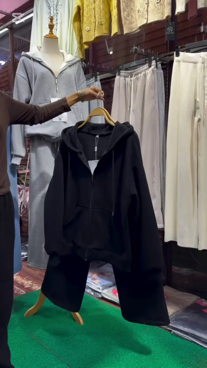 Women’s Brown Hoodie Co-Ord Set Zip-Up Sweatshirt & Relaxed Fit Joggers Casual Winter Wear